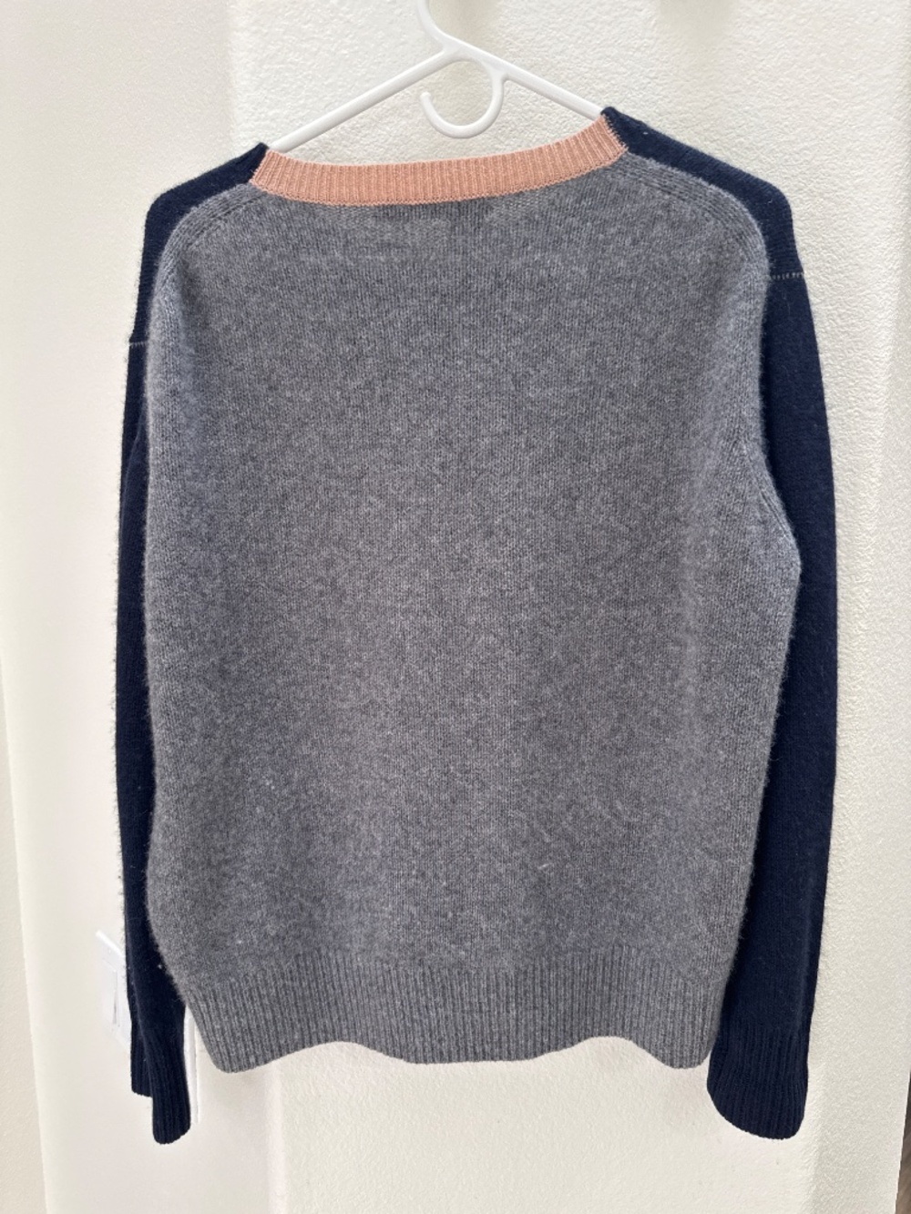 360 Cashmere - Picture 5 of 5